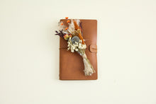 Load image into Gallery viewer, Mini Dried Flower Bouquet