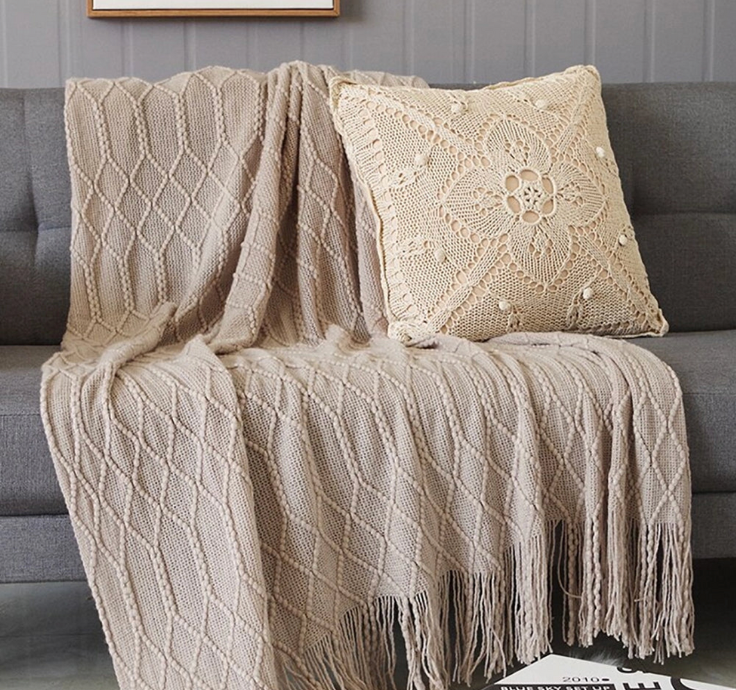 Warm & Cozy Throw - Beige