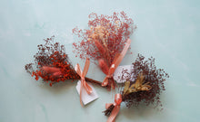 Load image into Gallery viewer, MINI DRIED FLOWER BOUQUET
