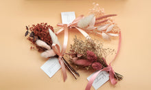 Load image into Gallery viewer, MINI DRIED FLOWER BOUQUET
